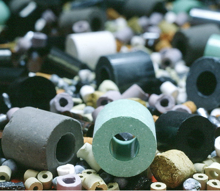 mixed ammonia catalysts