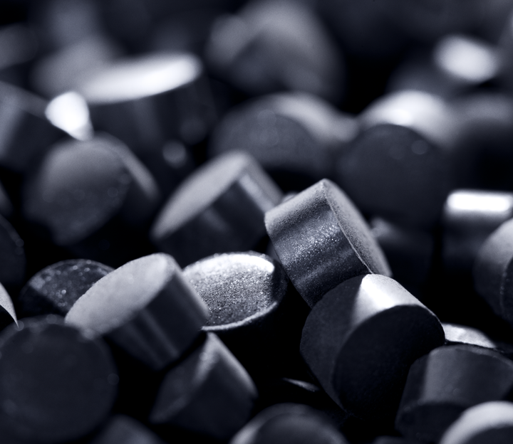 Methanol synthesis catalysts applied in fuel and chemical production