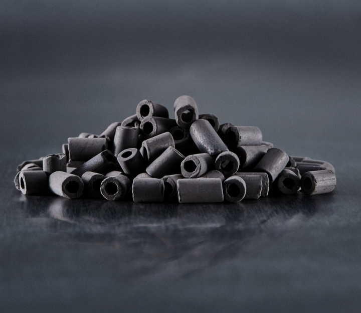 Methanation catalysts and methane catalysts for syngas conversion