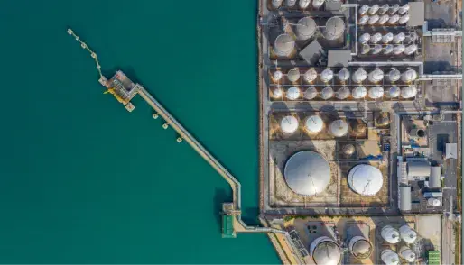 Refineries_case_514x294